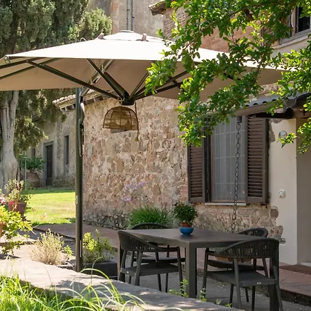 Tenuta Di Poggio Cavallo Kır Evi